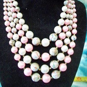 BEAUTIFUL 4 STRAND MULTI PASTEL COLORS BEADS NECKLACE WITH VINTAGE CLASP.